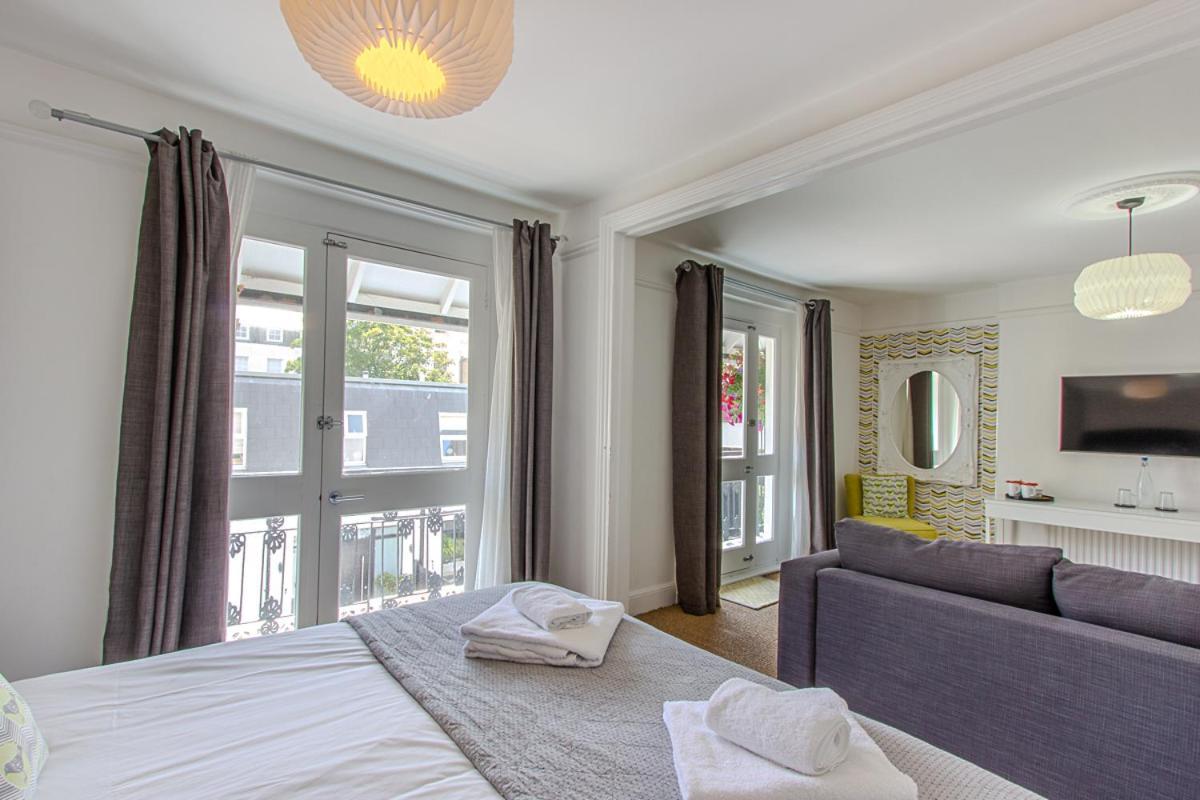 The White House 4*