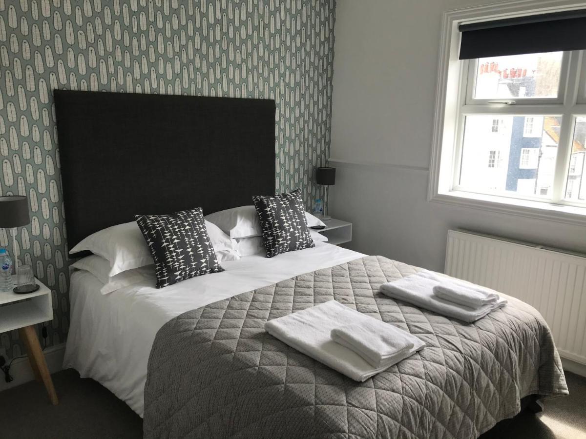 Gasthuis The White House 4*